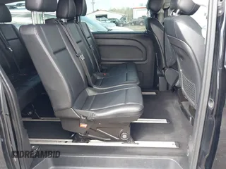 2016 Mercedes-Benz Metris Passenger with VIN WD4PG2EE8G3141388, listed as a IAAI auction lot 41818327 with 301,418 mi miles and . Bid and sale history available at DreamBid. Image 8.