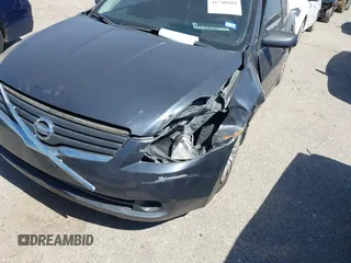 2009 Nissan Altima SL with VIN 1N4AL21EX9N451931, listed as a IAAI auction lot 41740101 with 158,921 mi miles and . Bid and sale history available at DreamBid. Image 6.