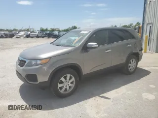 2013 Kia Sorento LX with VIN 5XYKT4A19DG345526, listed as a Copart auction lot 60091555 with 164,326 mi miles and Salvage title. Bid and sale history available at DreamBid. Image 1.