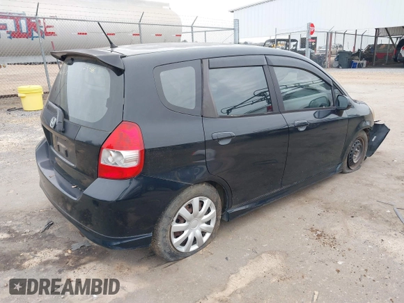 2007 Honda Fit Sport with VIN JHMGD37617S061689, listed as a IAAI auction lot 41498241 with 129,466 mi miles. Bid and sale history available at carsss.com. Image 4.