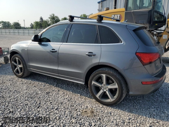 2015 Audi Q5 Premium Plus z VIN WA1DGAFPXFA113801, wystawiony jako Copart lot #59322725 z przebiegiem 121 051 mil mil oraz Szkoda całkowita • Salvage title. Historia ofert i sprzedaży dostępna na DreamBid. Obrazek 2.