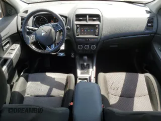 2018 Mitsubishi Outlander ES z VIN JA4AP3AU0JU009093, wystawiony jako Copart lot #55962505 z przebiegiem 10 156 mil mil oraz Szkoda całkowita • Salvage title. Historia ofert i sprzedaży dostępna na DreamBid. Obrazek 8.