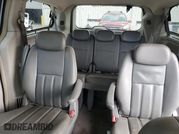 2010 Chrysler Town & Country Touring with VIN 2A4RR5DXXAR226890, listed as a Copart auction lot 52517325 with 189,607 mi miles and Clean Title. Bid and sale history available at DreamBid. Image 10.