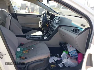 2017 Hyundai Sonata 2.4L with VIN 5NPE24AF6HH565572, listed as a IAAI auction lot 41968741 with Not Provided miles and . Bid and sale history available at carsss.com. Image 5.