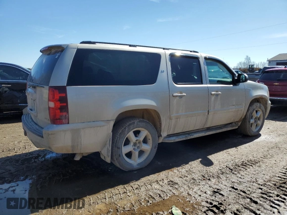 2007 Chevrolet Suburban LTZ with VIN 1GNFK163X7R422799, listed as a Copart auction lot 49281675 with 230,916 mi miles and Clean Title. Bid and sale history available at carsss.com. Image 3.