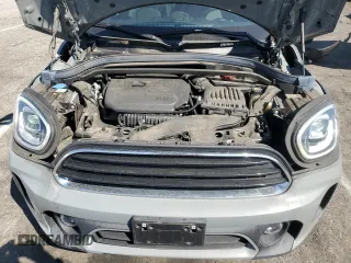 2021 MINI Countryman Oxford Edition with VIN WMZ23BR07M3M79228, listed as a Copart auction lot 72582534 with 38,678 mi miles and Salvage Title. Bid and sale history available at carsss.com. Image 11.