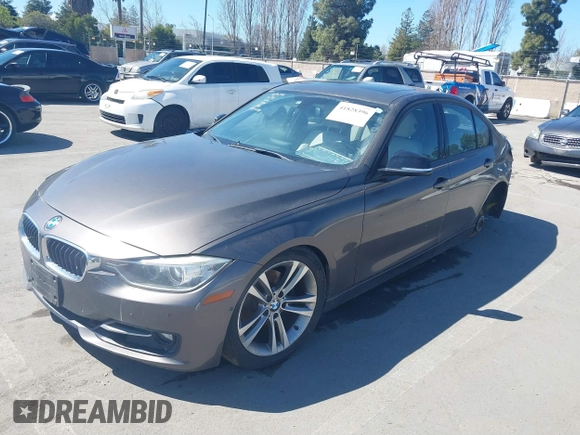 2013 BMW 3 Series 328i with VIN WBA3C1C58DF443711, listed as a IAAI auction lot 41828396 with 81,132 mi miles. Bid and sale history available at carsss.com. Image 2.