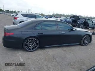 2022 Mercedes-Benz S 500 with VIN W1K6G6DB0NA148354, listed as a IAAI auction lot 41724082 with 34,116 mi miles and . Bid and sale history available at DreamBid. Image 13.