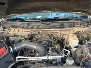 2015 Ram 2500 SLT with VIN 3C6TR5DT1FG681687, listed as a Copart auction lot 62239405 with 155,755 mi miles and Clean title. Bid and sale history available at DreamBid. Image 7.
