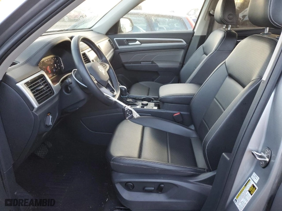2022 Volkswagen Atlas 3.6L V6 SE w/Technology with VIN 1V2HR2CA3NC511697, listed as a Copart auction lot 87450964 with NaN miles and Clean Title. Bid and sale history available at carsss.com. Image 7.