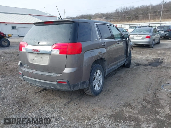 2010 GMC Terrain SLE-1 z VIN 2CTALBEW3A6337330, wystawiony jako IAAI lot #41548887 z przebiegiem 150 453 mil mil oraz . Historia ofert i sprzedaży dostępna na DreamBid. Obrazek 4.