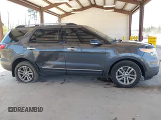 2015 Ford Explorer XLT with VIN 1FM5K8D89FGB99625, listed as a IAAI auction lot 42101023 with 136,624 mi miles and . Bid and sale history available at carsss.com. Image 13.