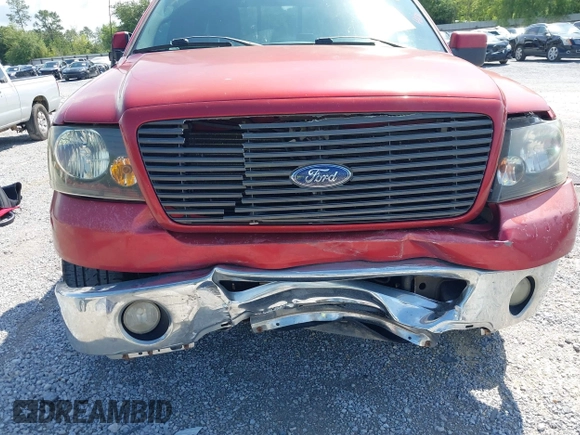 2007 Ford F-150 XL z VIN 1FTPX12V37NA85082, wystawiony jako IAAI lot #42354278 z przebiegiem 224 236 mil mil oraz . Historia ofert i sprzedaży dostępna na DreamBid. Obrazek 6.