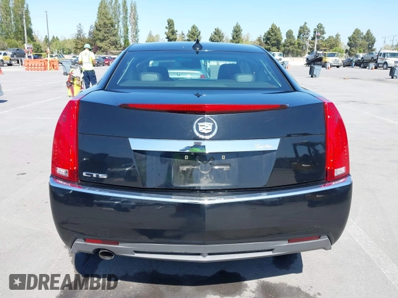 2013 Cadillac CTS Luxury z VIN 1G6DE5E55D0118056, wystawiony jako IAAI lot #42085384 z przebiegiem Nie podano mil oraz . Historia ofert i sprzedaży dostępna na DreamBid. Obrazek 16.