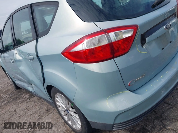 2013 Ford C-Max SE z VIN 1FADP5AU4DL511362, wystawiony jako IAAI lot #42073682 z przebiegiem 160 960 mil mil oraz . Historia ofert i sprzedaży dostępna na DreamBid. Obrazek 13.