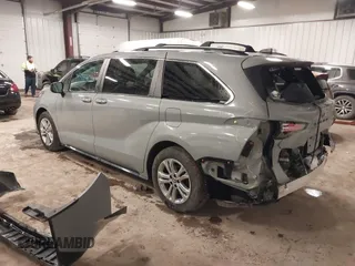 2023 Toyota Sienna XSE with VIN 5TDXSKFC6PS085066, listed as a IAAI auction lot 41679336 with 41,414 mi miles. Bid and sale history available at carsss.com. Image 3.