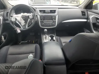 2017 Nissan Altima SR z VIN 1N4AL3AP7HC136120, wystawiony jako Copart lot #57295125 z przebiegiem 84 300 mil mil oraz Szkoda całkowita • Salvage title. Historia ofert i sprzedaży dostępna na DreamBid. Obrazek 8.