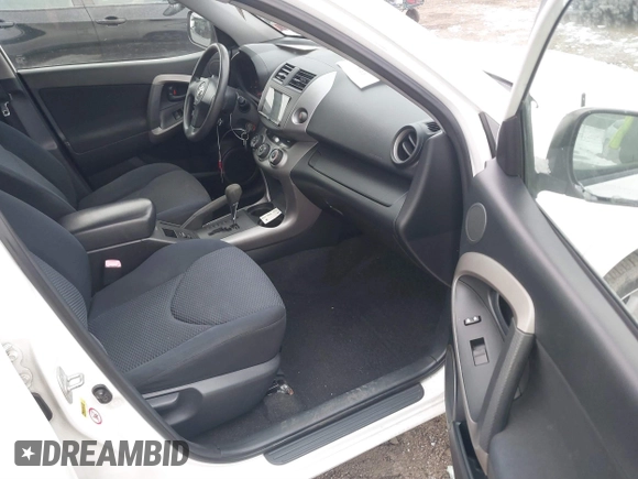 2008 Toyota RAV4 Sport with VIN JTMBD32VX86072940, listed as a IAAI auction lot 41527232 with 94,028 mi miles and . Bid and sale history available at DreamBid. Image 5.