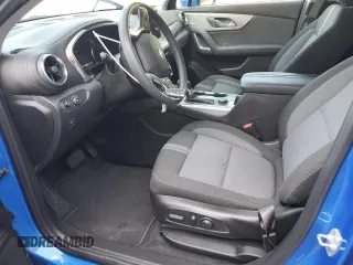 2025 Chevrolet Blazer LT с VIN 3GNKBCR45SS211191, выставлен на аукционе Copart как лот 64658835 с пробегом 5 350 миль миль и Чистый • Clean title. История ставок и продаж доступна на DreamBid. Изображение 7.