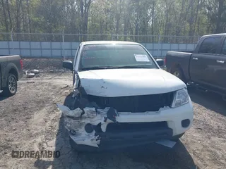 2019 Nissan Frontier SV z VIN 1N6AD0ER9KN776520, wystawiony jako IAAI lot #41922406 z przebiegiem 135 498 mil mil oraz . Historia ofert i sprzedaży dostępna na DreamBid. Obrazek 12.