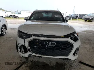2024 Audi Q5 S line Premium Plus with VIN WA1EAAFY4R2023038, listed as a Copart auction lot 50983625 with 25,634 mi miles and Salvage title. Bid and sale history available at DreamBid. Image 5.