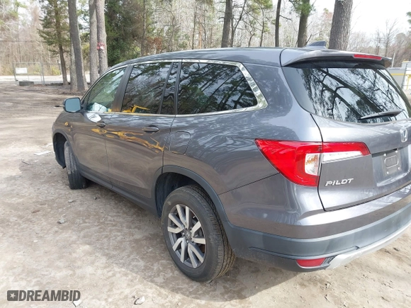 2022 Honda Pilot EX-L with VIN 5FNYF6H54NB009670, listed as a IAAI auction lot 41724302 with 32,690 mi miles. Bid and sale history available at carsss.com. Image 3.