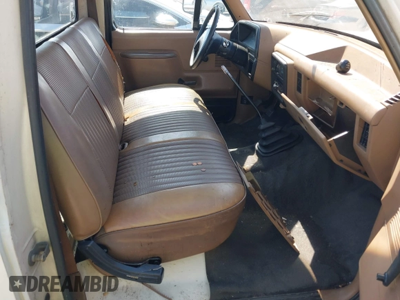 1987 Ford F-150 with VIN 1FTCF15Y3HPA17698, listed as a IAAI auction lot 42618531 with 41,731 mi miles and . Bid and sale history available at DreamBid. Image 5.