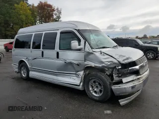 2003 Chevrolet Express Cargo YF7 Upfitter with VIN 1GBFG15T031162552, listed as a Copart auction lot 79677874 with 187,193 mi miles and Salvage title. Bid and sale history available at DreamBid. Image 4.