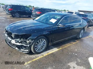 2017 BMW 7 Series 740i with VIN WBA7E2C5XHG739508, listed as a IAAI auction lot 42226064 with 70,333 mi miles and . Bid and sale history available at DreamBid. Image 18.