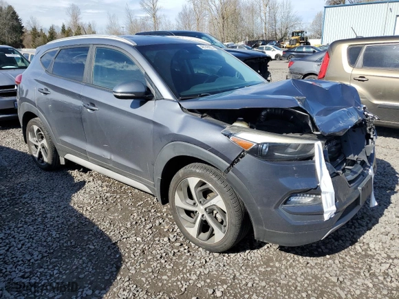 2017 Hyundai Tucson Value with VIN KM8J33A26HU523858, listed as a Copart auction lot 48143005 with 92,633 mi miles and Salvage Title. Bid and sale history available at carsss.com. Image 4.
