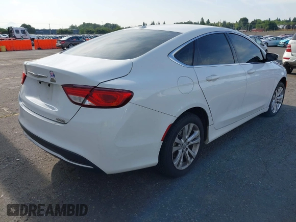 2015 Chrysler 200 Limited z VIN 1C3CCCAB4FN746280, wystawiony jako IAAI lot #42521951 z przebiegiem 156 794 mil mil oraz . Historia ofert i sprzedaży dostępna na DreamBid. Obrazek 4.