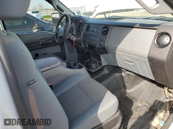 2011 Ford F-250 XL with VIN 1FT7X2BT8BEA48252, listed as a Copart auction lot 45029345 with 192,987 mi miles and Salvage Title. Bid and sale history available at DreamBid. Image 8.