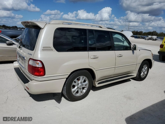 2004 Lexus LX 470 with VIN JTJHT00W743546407, listed as a Copart auction lot 79003064 with 188,110 mi miles and Clean Title. Bid and sale history available at carsss.com. Image 3.