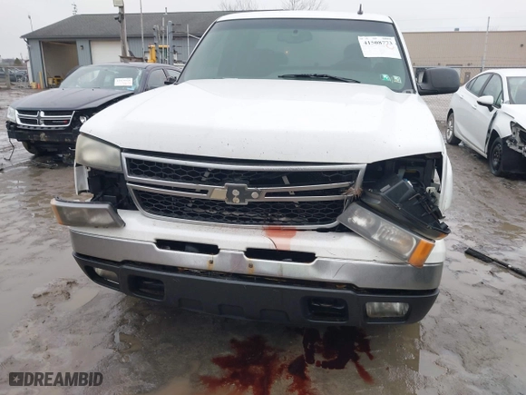 2006 Chevrolet Silverado 1500 LT2 with VIN 2GCEK19B161147287, listed as a IAAI auction lot 41508773 with 202,155 mi miles. Bid and sale history available at carsss.com. Image 6.