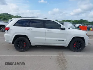 2017 Jeep Grand Cherokee Altitude с VIN 1C4RJFAG4HC864739, выставлен на аукционе IAAI как лот 42525748 с пробегом 159 388 миль миль и . История ставок и продаж доступна на DreamBid. Изображение 14.