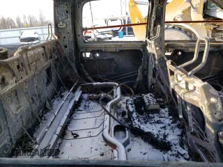 2015 Ram 2500 Tradesman z VIN 3C6UR5CJ4FG638403, wystawiony jako Copart lot #89338435 z przebiegiem Nie podano mil oraz Szkoda całkowita • Salvage title. Historia ofert i sprzedaży dostępna na DreamBid. Obrazek 10.