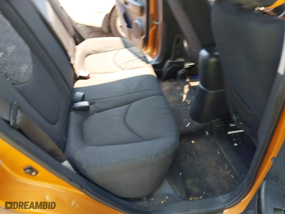 2011 Kia Soul ! with VIN KNDJT2A23B7270423, listed as a IAAI auction lot 41821149 with 211,592 mi miles. Bid and sale history available at carsss.com. Image 8.