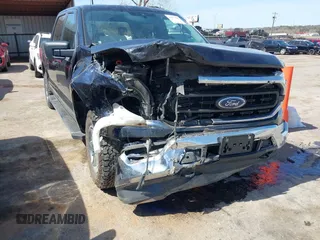 2021 Ford F-150 XL z VIN 1FTFW1E86MFB31305, wystawiony jako IAAI lot #41877501 z przebiegiem 140 285 mil mil oraz . Historia ofert i sprzedaży dostępna na DreamBid. Obrazek 6.