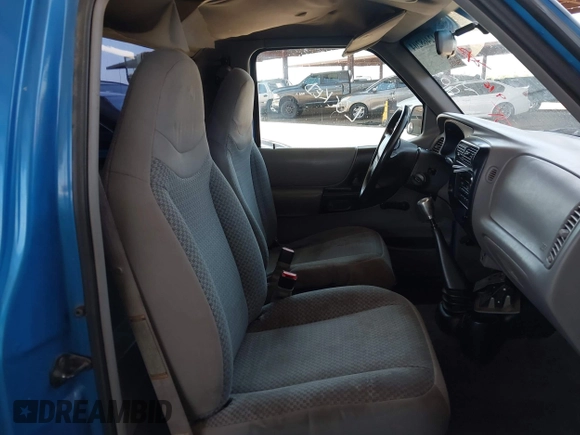 1999 Ford Ranger XL with VIN 1FTYR10V4XUB00261, listed as a IAAI auction lot 42468204 with 254,132 mi miles and . Bid and sale history available at DreamBid. Image 8.