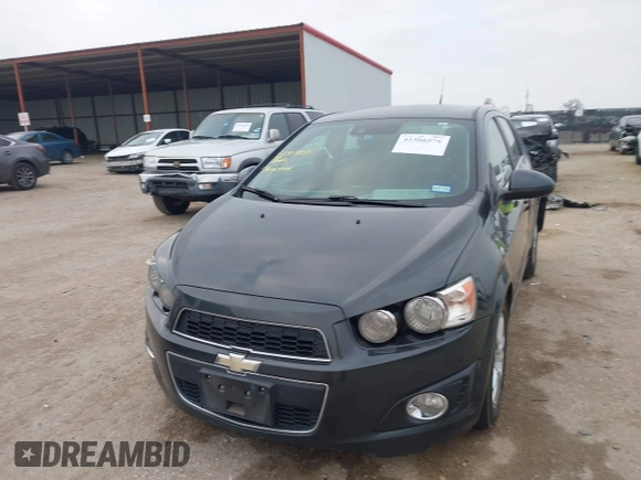 2014 Chevrolet Sonic LT with VIN 1G1JC6SH5E4153094, listed as a IAAI auction lot 41506576 with 118,833 mi miles. Bid and sale history available at carsss.com. Image 17.