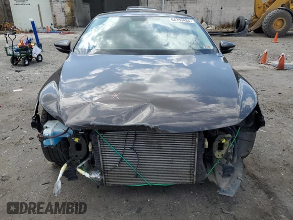 2014 Volkswagen CC R-Line with VIN WVWBP7AN3EE536135, listed as a Copart auction lot 68333454 with 137,862 mi miles and Salvage Title. Bid and sale history available at carsss.com. Image 5.