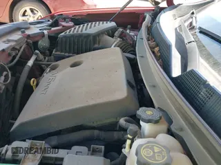 2019 Chevrolet Traverse LT z VIN 1GNEVHKW3KJ159672, wystawiony jako IAAI lot #42064736 z przebiegiem 82 809 mil mil oraz . Historia ofert i sprzedaży dostępna na DreamBid. Obrazek 20.