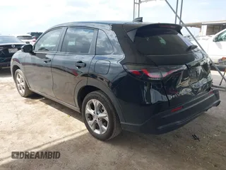 2023 Honda HR-V LX с VIN 3CZRZ1H31PM738778, выставлен на аукционе IAAI как лот 42353944 с пробегом 22 531 миль миль и . История ставок и продаж доступна на DreamBid. Изображение 3.