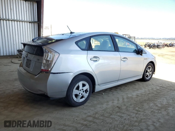 2011 Toyota Prius I z VIN JTDKN3DU8B1431093, wystawiony jako Copart lot #58065725 z przebiegiem 256 245 mil mil oraz Czysty tytuł • Clean title. Historia ofert i sprzedaży dostępna na DreamBid. Obrazek 3.