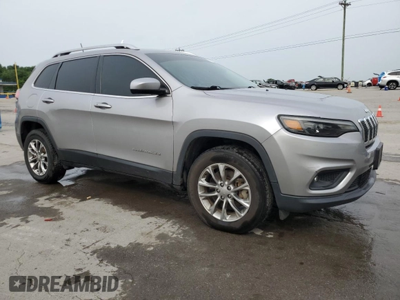 2019 Jeep Cherokee Altitude with VIN 1C4PJMLB4KD181048, listed as a Copart auction lot 60683595 with 68,864 mi miles and Salvage title. Bid and sale history available at DreamBid. Image 4.