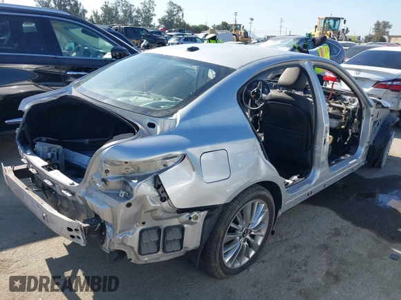 2019 Infiniti Q50 3.0t LUXE with VIN JN1EV7AP1KM516989, listed as a IAAI auction lot 39728303 with 1 mi miles. Bid and sale history available at carsss.com. Image 4.