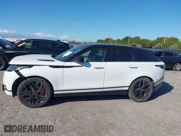 2024 Land Rover Range Rover Velar Dynamic SE with VIN SALYL2EX1RA370322, listed as a IAAI auction lot 41572336 with 32,939 mi miles and . Bid and sale history available at DreamBid. Image 15.