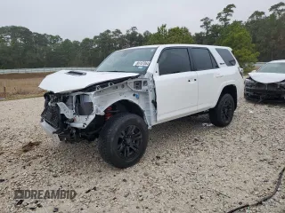 2024 Toyota 4Runner TRD Pro with VIN JTELU5JR8R6303867, listed as a Copart auction lot 86107064 with 3,563 mi miles and Clean title. Bid and sale history available at DreamBid. Image 1.