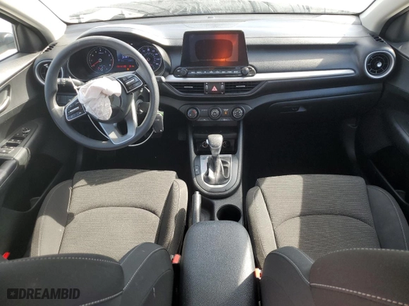 2020 Kia Forte LXS with VIN 3KPF24AD5LE186126, listed as a Copart auction lot 43056395 with 41,047 mi miles and Salvage Title. Bid and sale history available at carsss.com. Image 8.