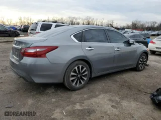 2018 Nissan Altima 2.5 SL with VIN 1N4AL3AP2JC164770, listed as a Copart auction lot 43735355 with 188,140 mi miles and Salvage Title. Bid and sale history available at carsss.com. Image 3.